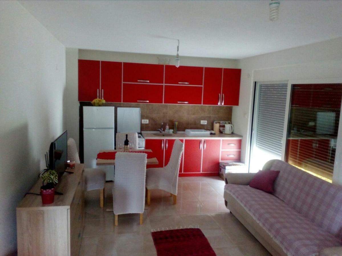 Apartman Strahinja Τίβατ Εξωτερικό φωτογραφία