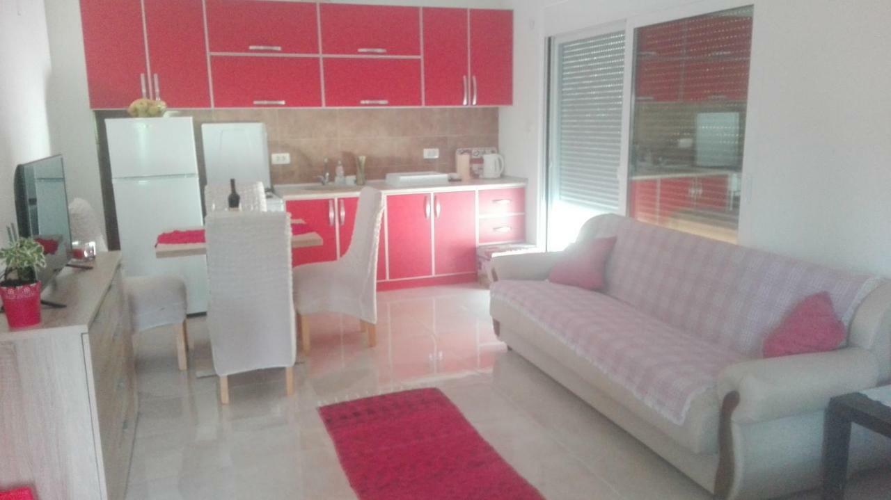 Apartman Strahinja Τίβατ Εξωτερικό φωτογραφία